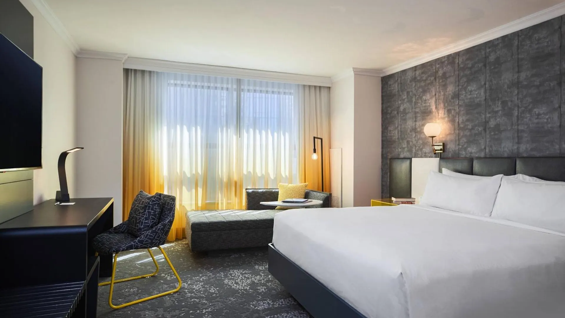 Renaissance New York Times Square By Marriott Hotel 4*,